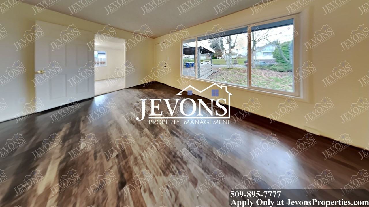 3571 E B St - Photo 7 of 50