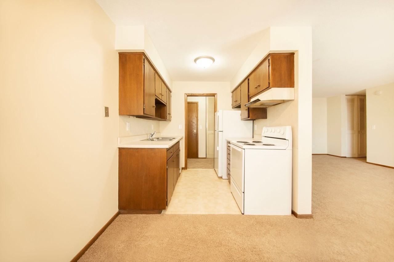 Glenbrook Apartments - Photo 2 of 50
