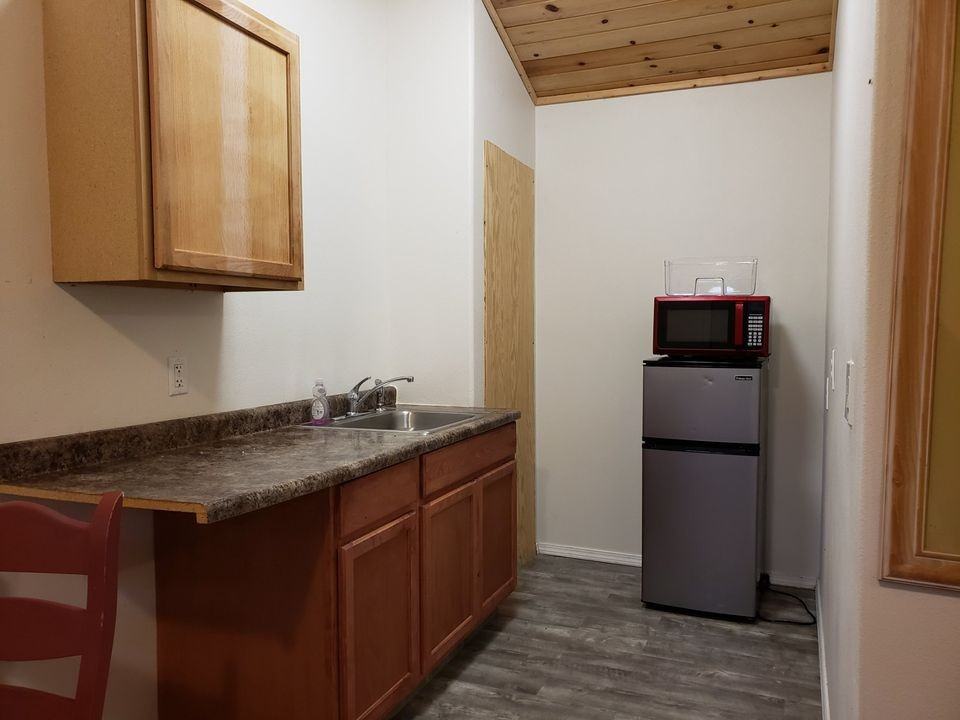210 Ember Dr #5 - Photo 2 of 6
