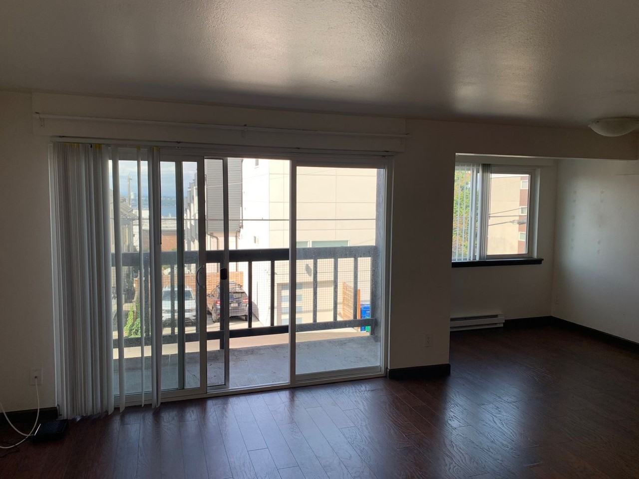Elliott View Apartments - Photo 4 of 32