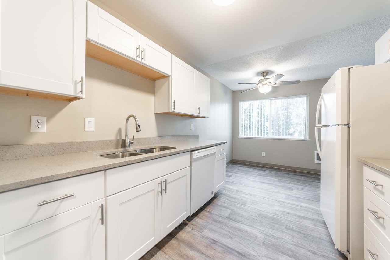 Non-Profit Student Housing Near Mt. Hood Community College - Photo 5 of 13