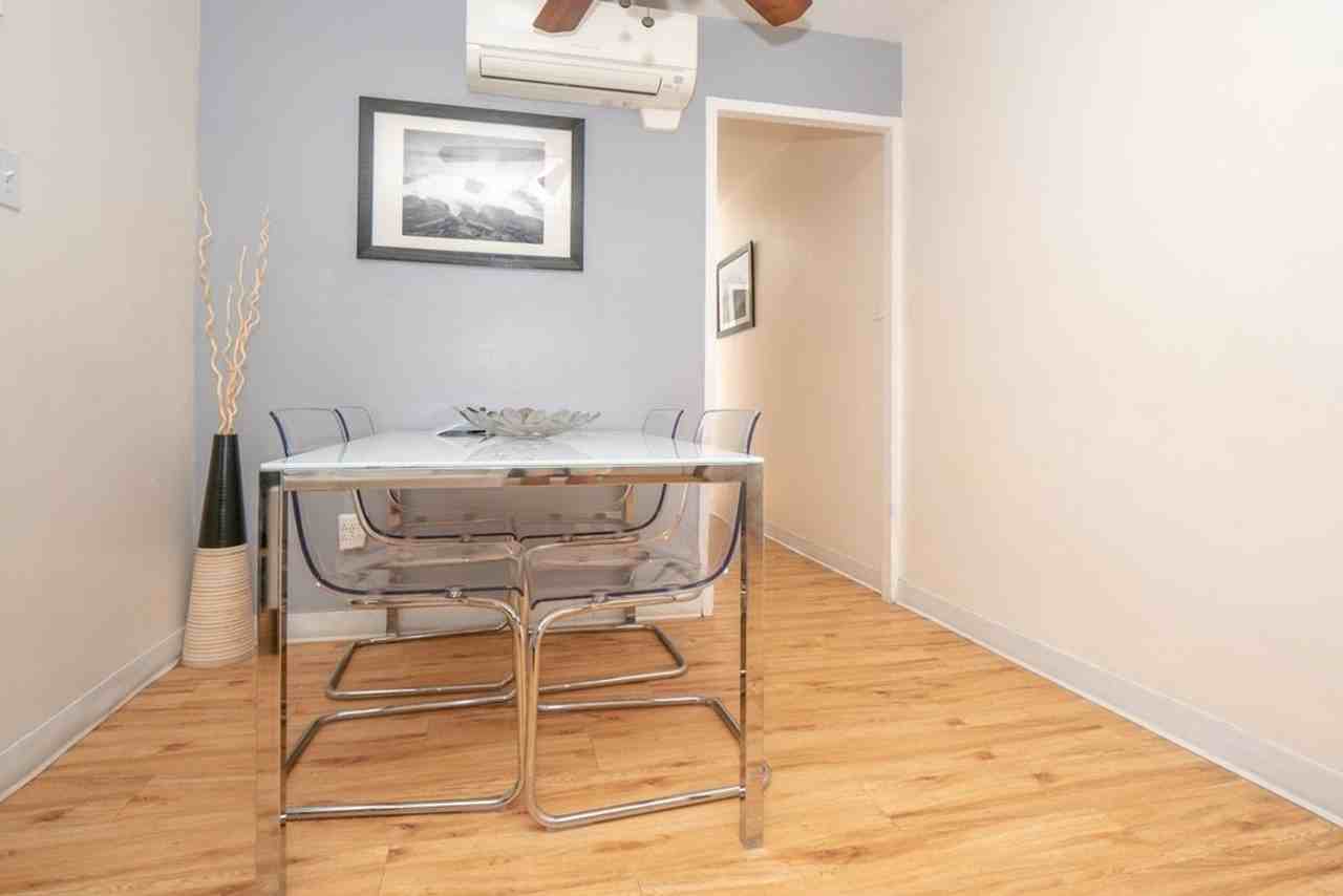 5426 Fifth Avenue - Photo 5 of 24