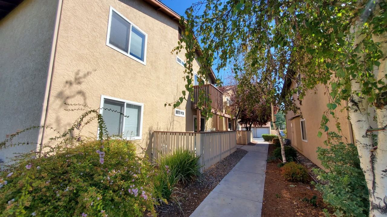 0123 11145-11215 El Camino Real - Photo 2 of 17