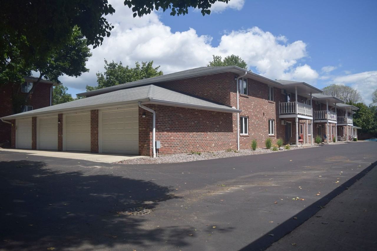 Perkins Heights - Photo 2 of 8