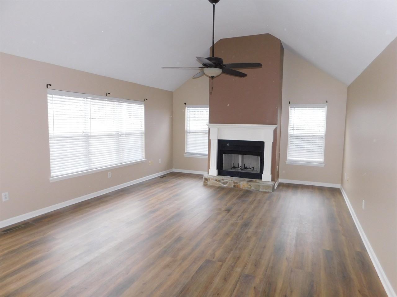 137 Cunningham Dr #1 - Photo 2 of 11