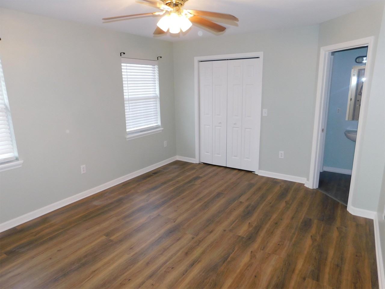 137 Cunningham Dr #1 - Photo 4 of 11