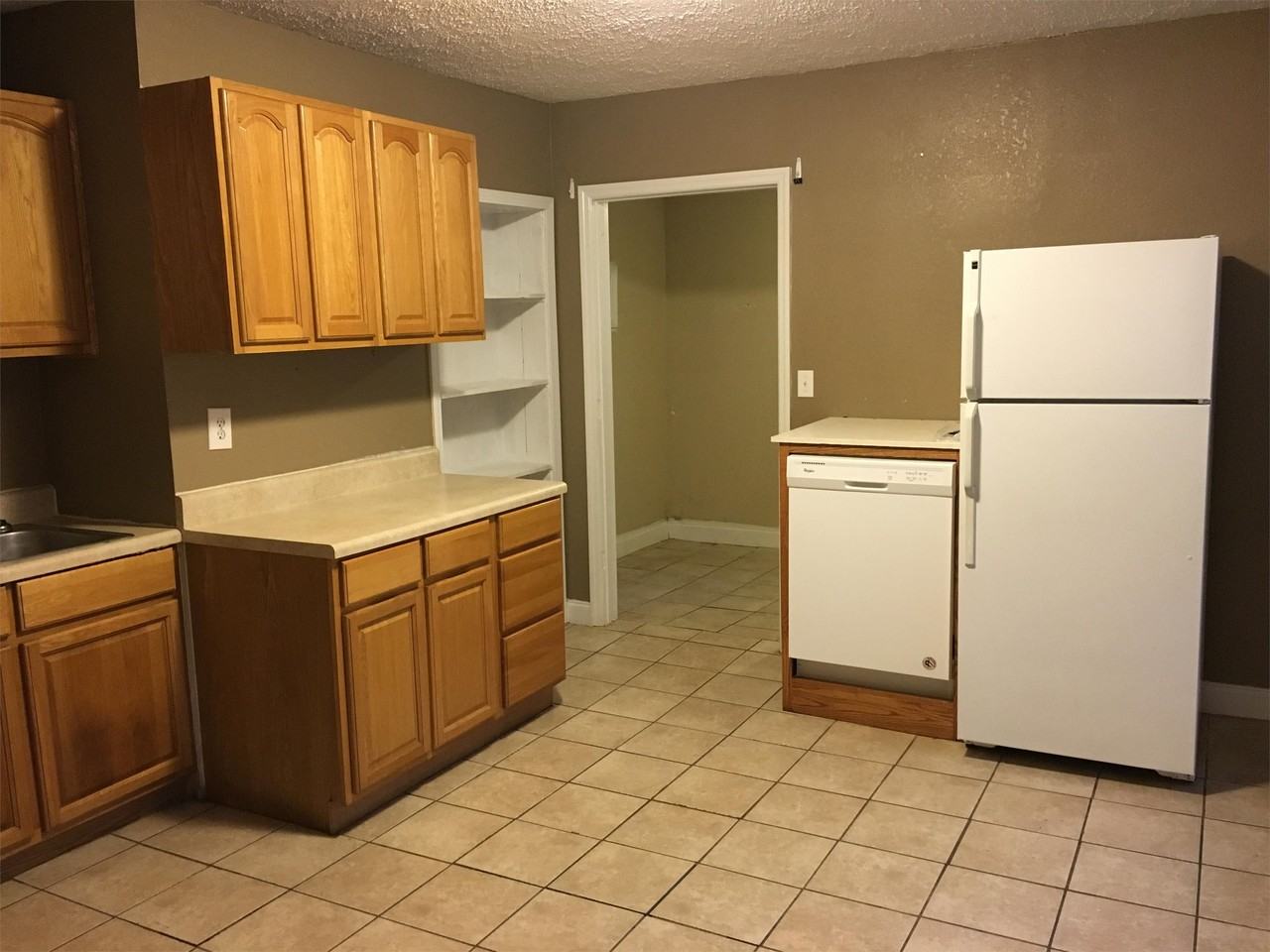 706 N Burn Rd #1 - Photo 4 of 10