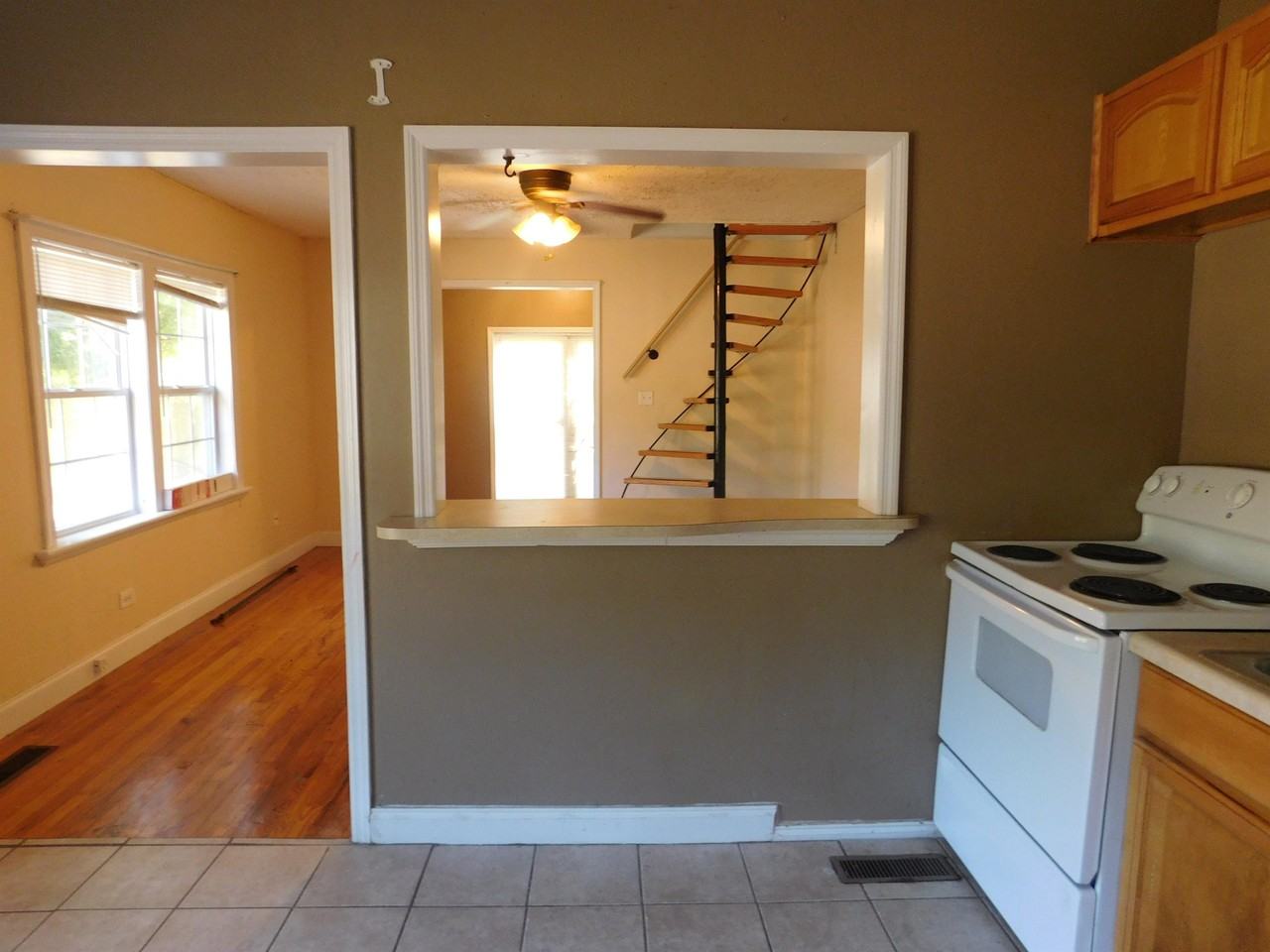 706 N Burn Rd #1 - Photo 5 of 10