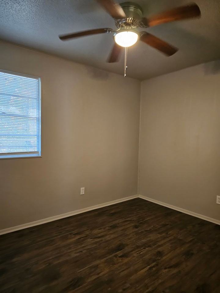 Pine Plaza - Photo 7 of 12