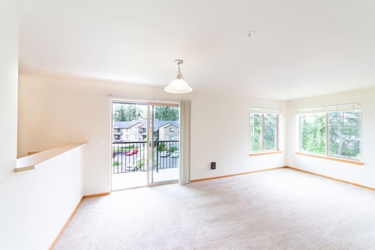 6821 Udall Pl Se - Photo 6 of 50