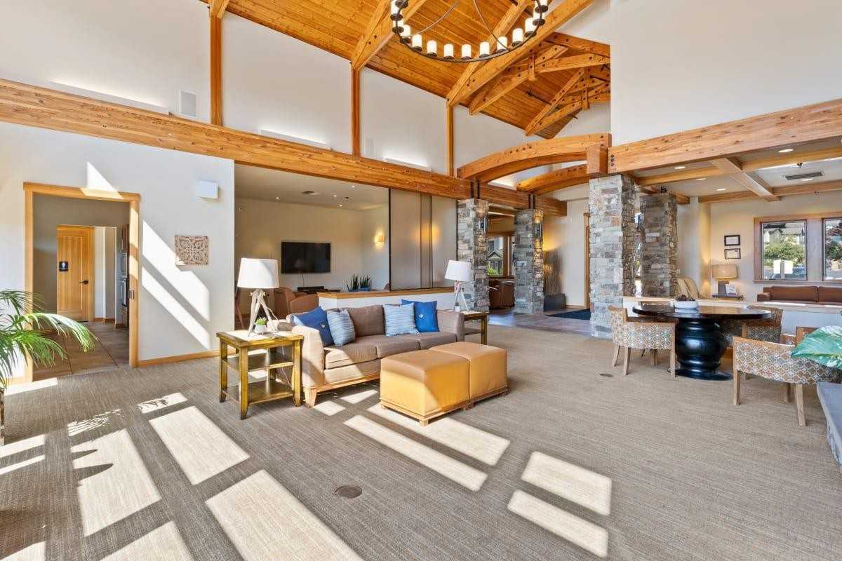 6821 Udall Pl Se - Photo 5 of 50