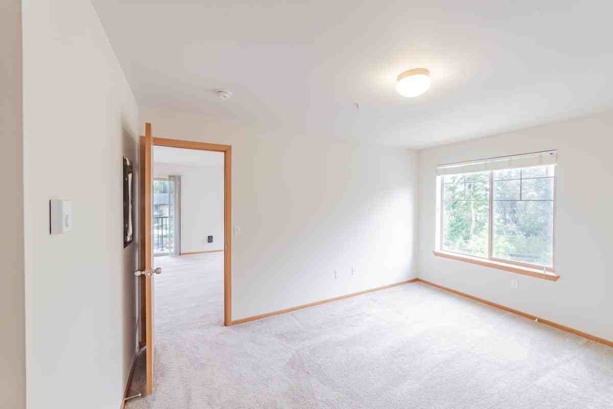 6821 Udall Pl Se - Photo 5 of 50