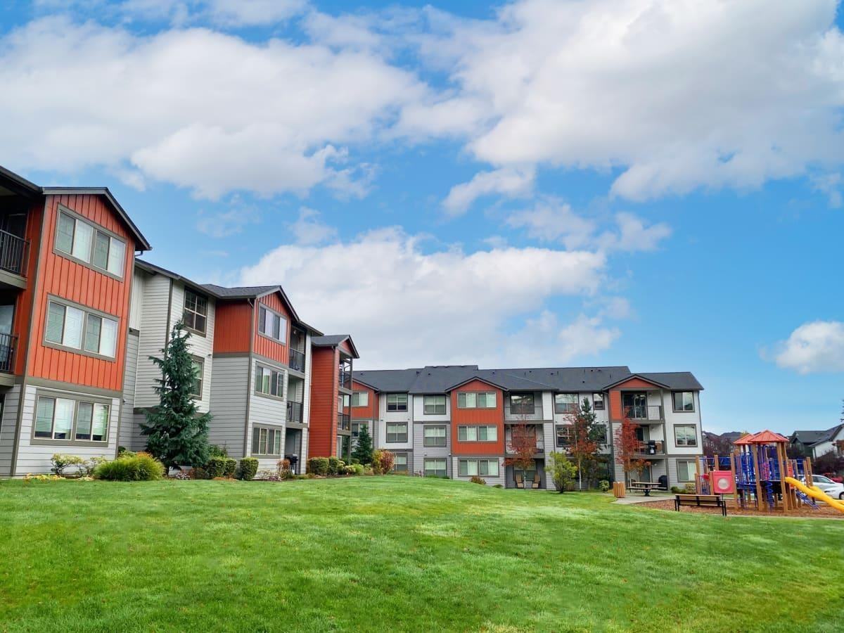 6821 Udall Pl Se - Photo 3 of 50