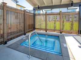 featured image of 17412 44th Ave E
