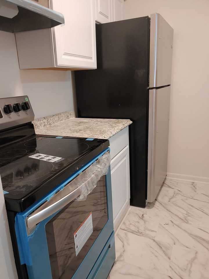 Jefferson Court - Photo 5 of 11