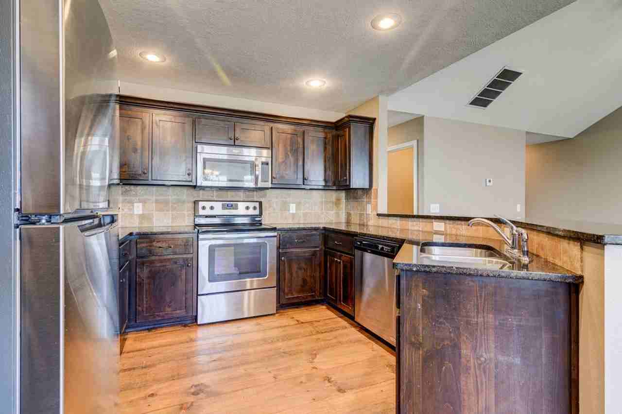 3529 S Juniper Ave - Photo 4 of 10