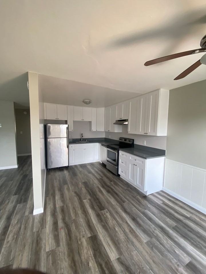 4140 Cleveland Ave - Photo 5 of 17