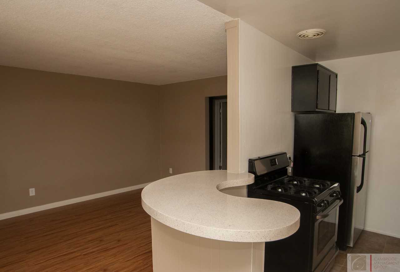 Mission Bay Villas - Photo 6 of 7