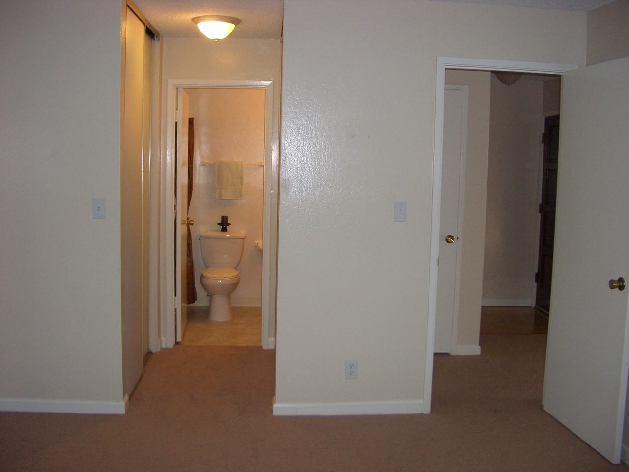 Mira Loma Apartments - Photo 4 of 20