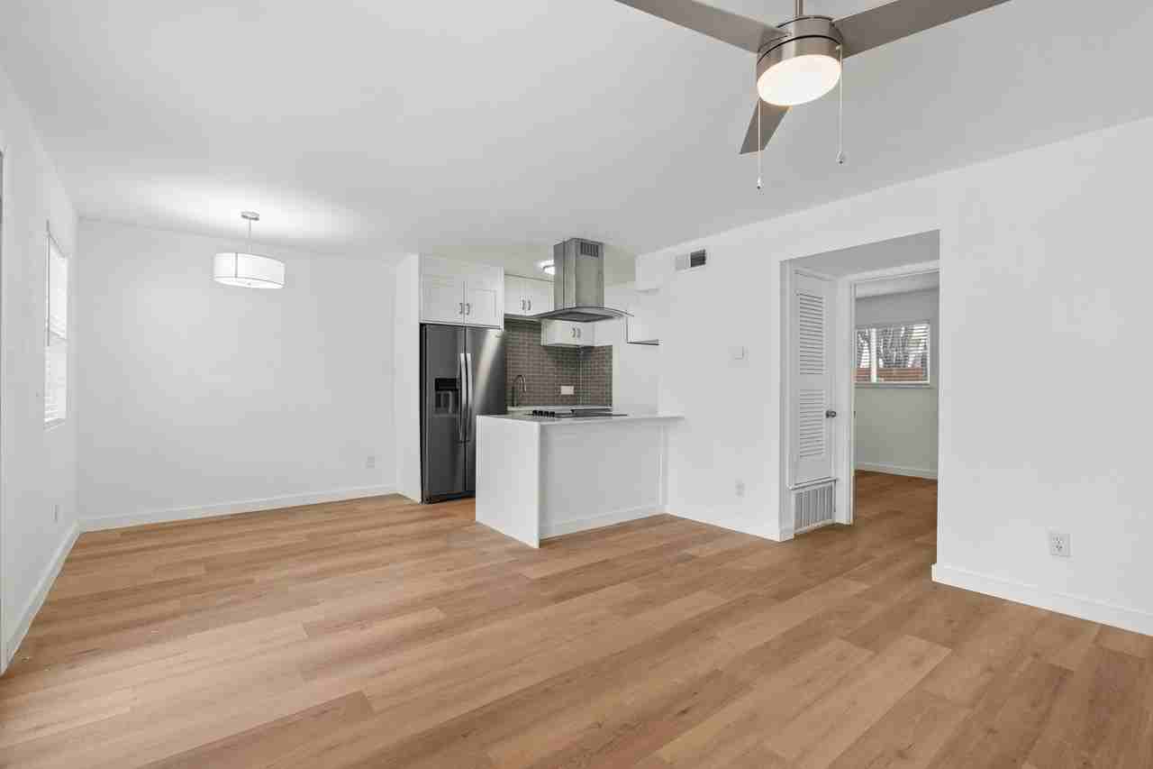 The Court Apartments - Photo 6 of 16