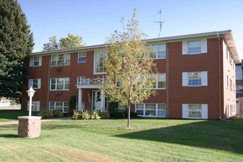 Heritage Kourt - 3105 - Photo 3 of 15