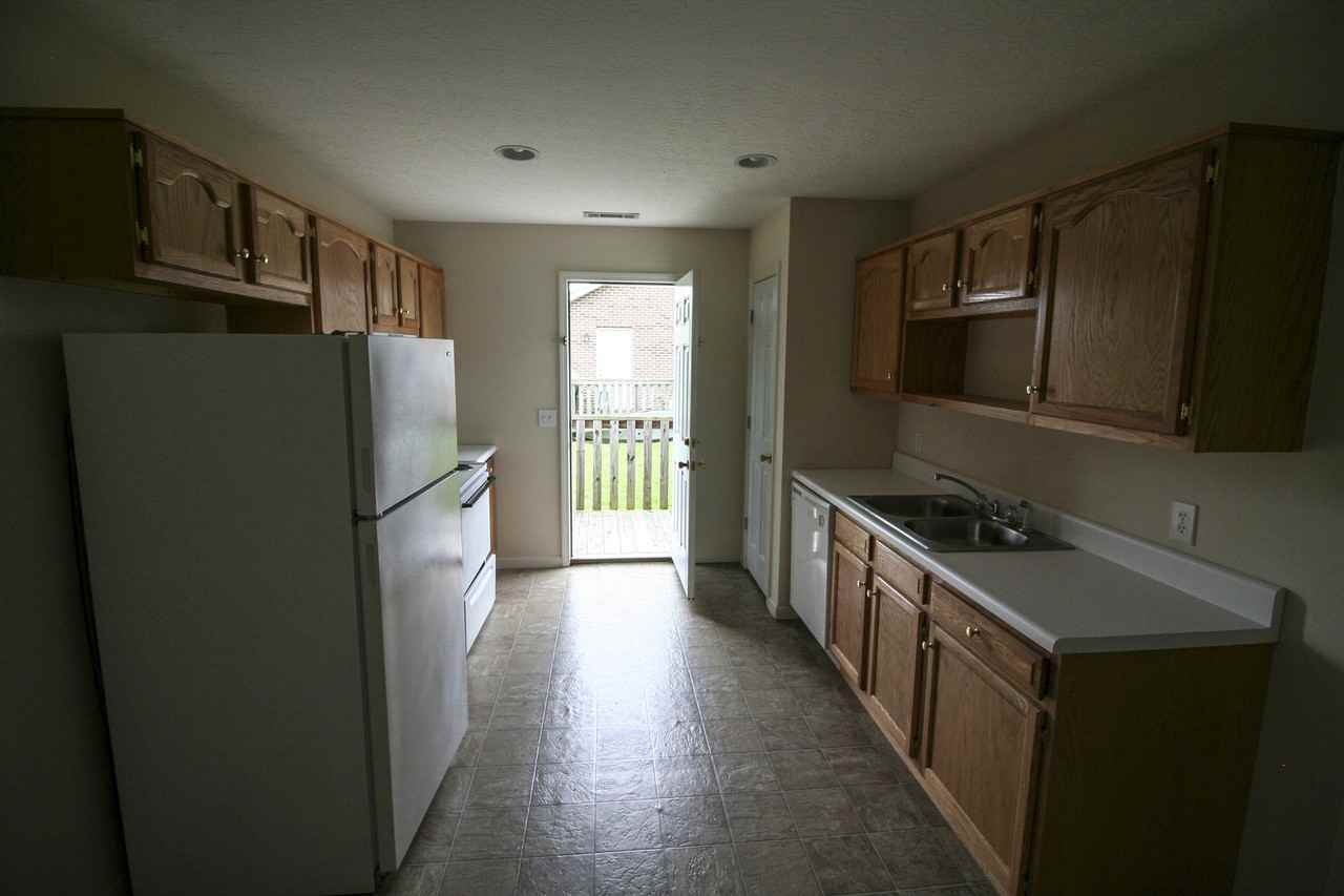 The Oaks - 845 - Photo 7 of 11