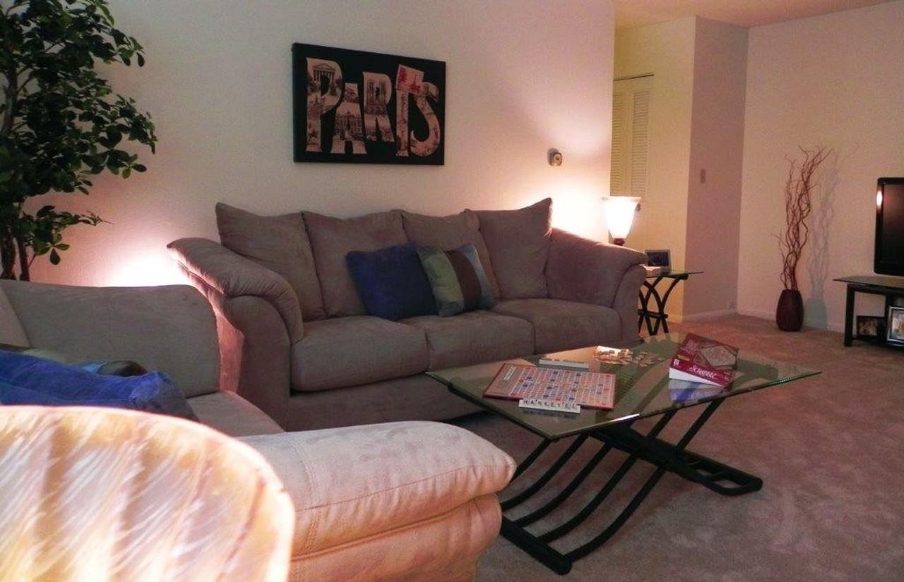 2048 9th St - Photo 5 of 10