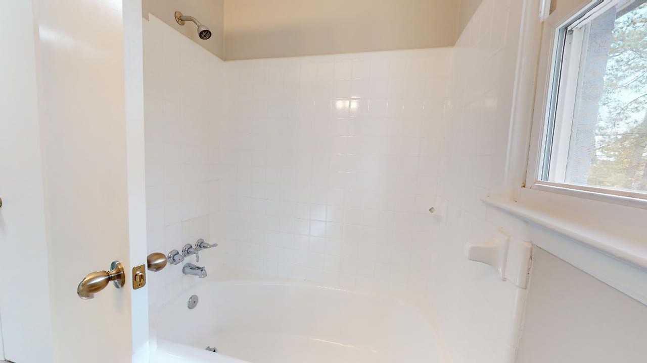 Dacian Road Townhomes - Photo 7 of 27