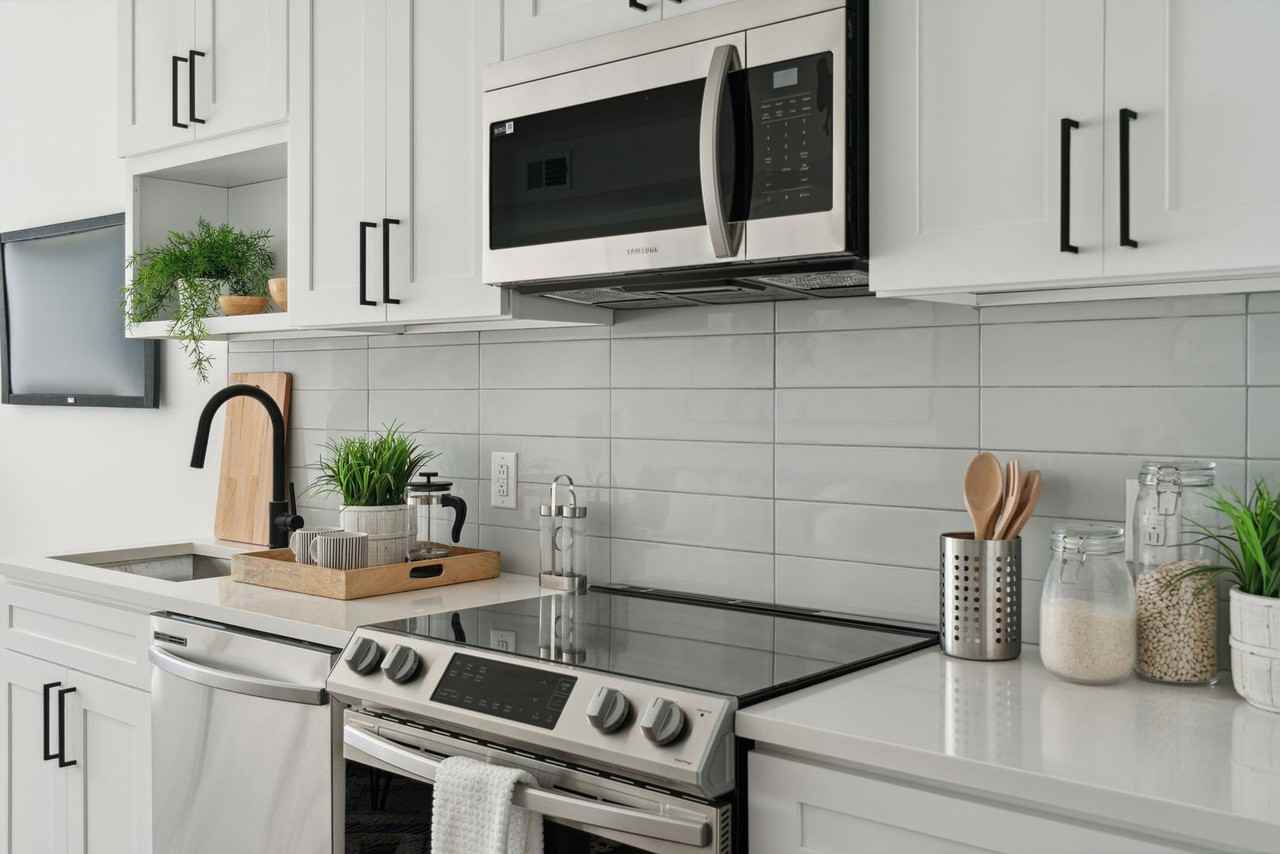 The Marc - Photo 5 of 50