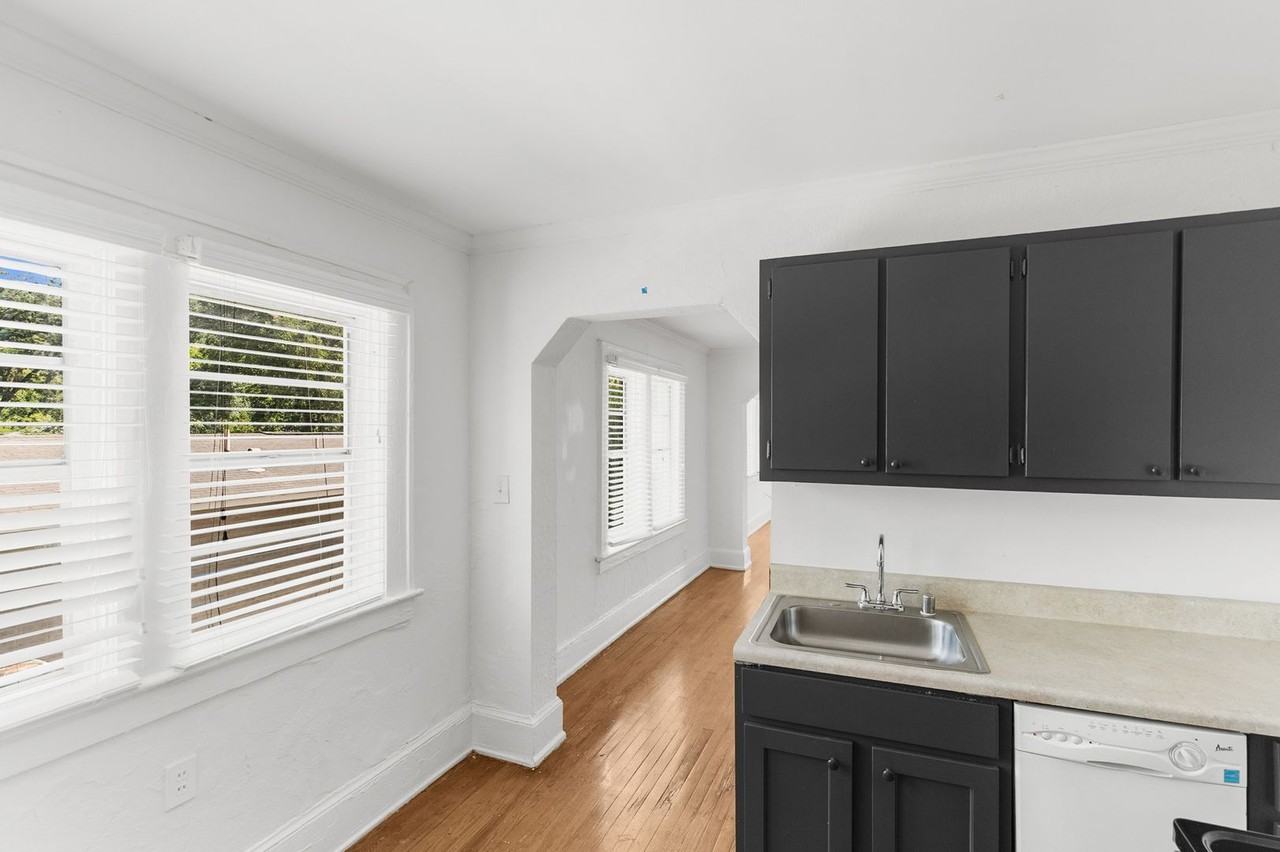 Silverado - Photo 7 of 20