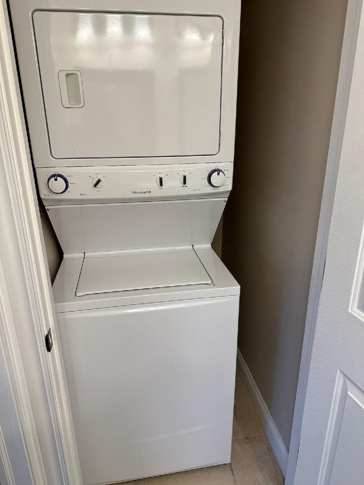 The Court Apartments - Photo 4 of 22