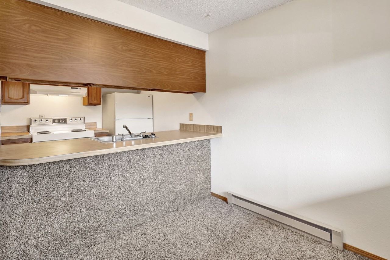 Cedarbrook - Photo 7 of 50