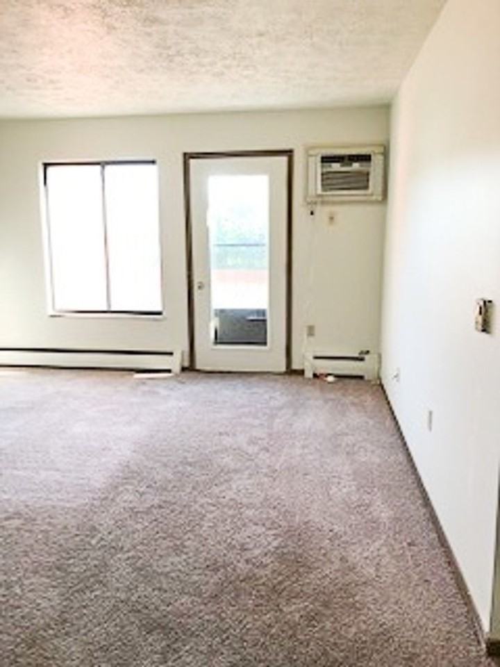 Brook Villa Apartments I - Photo 4 of 11