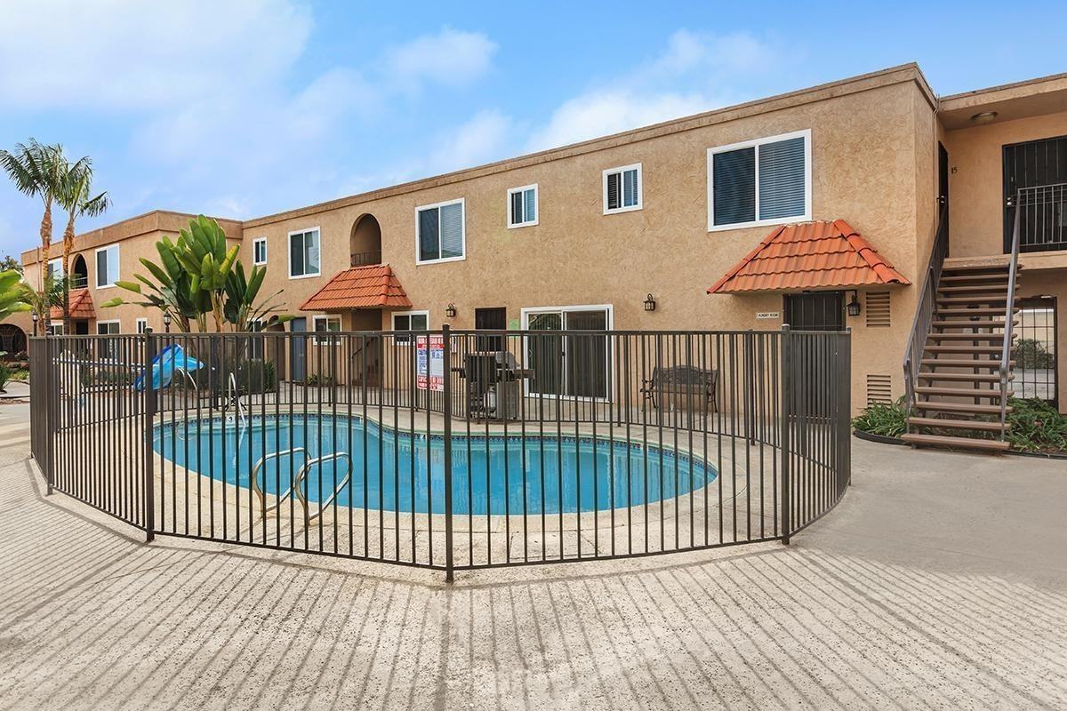 Villa Nova Apartments - Photo 4 of 25