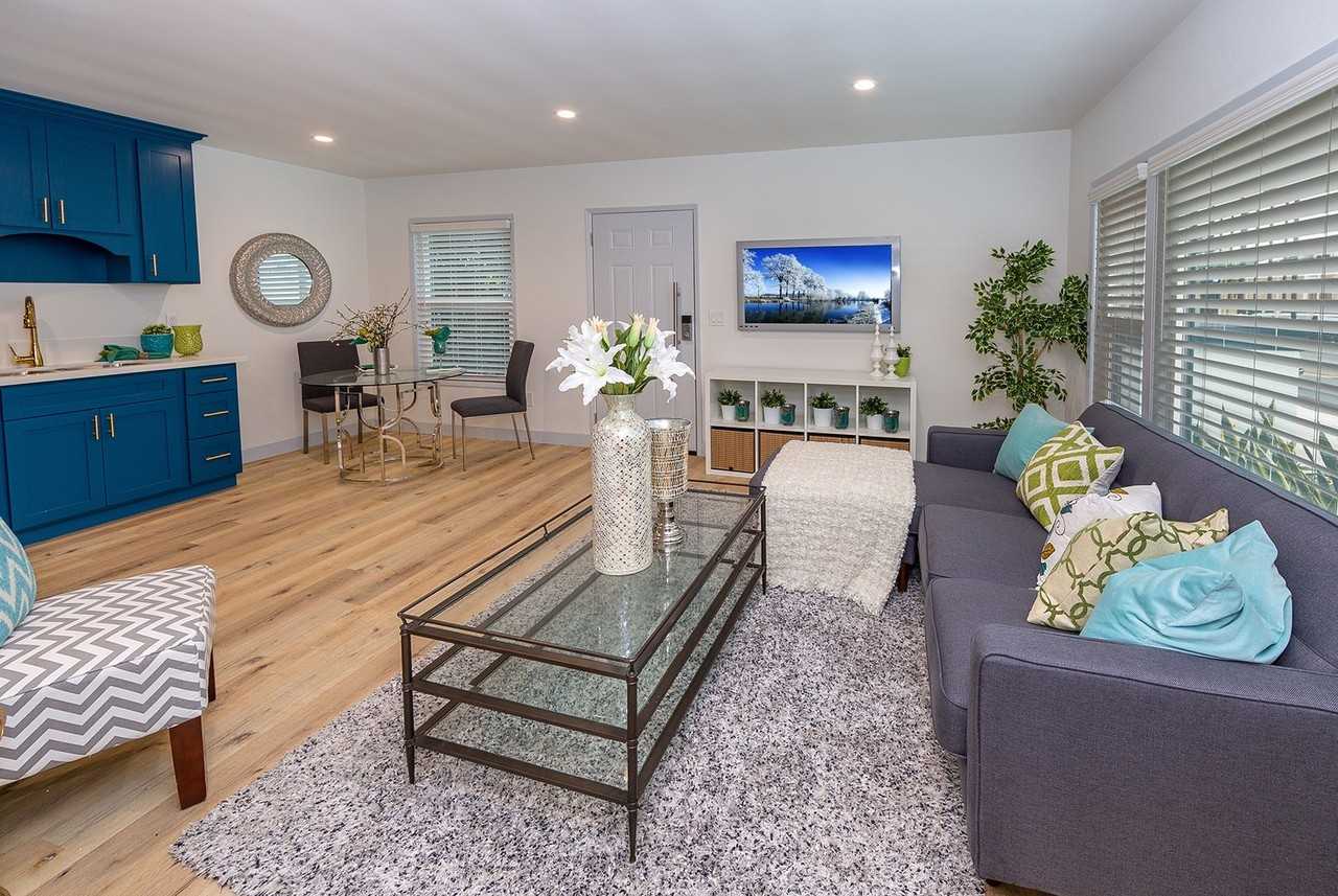 1466 - Photo 2 of 21