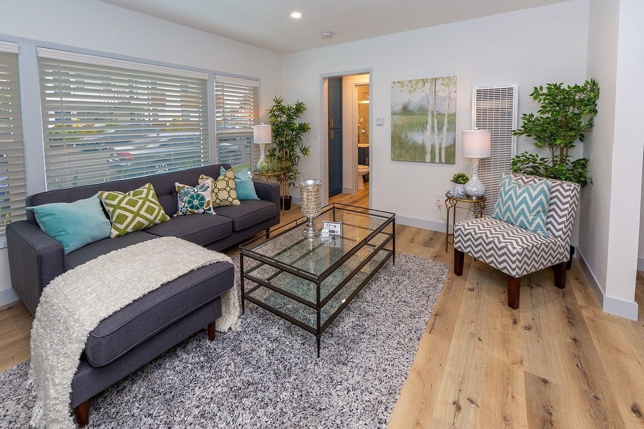 1466 - Photo 3 of 21