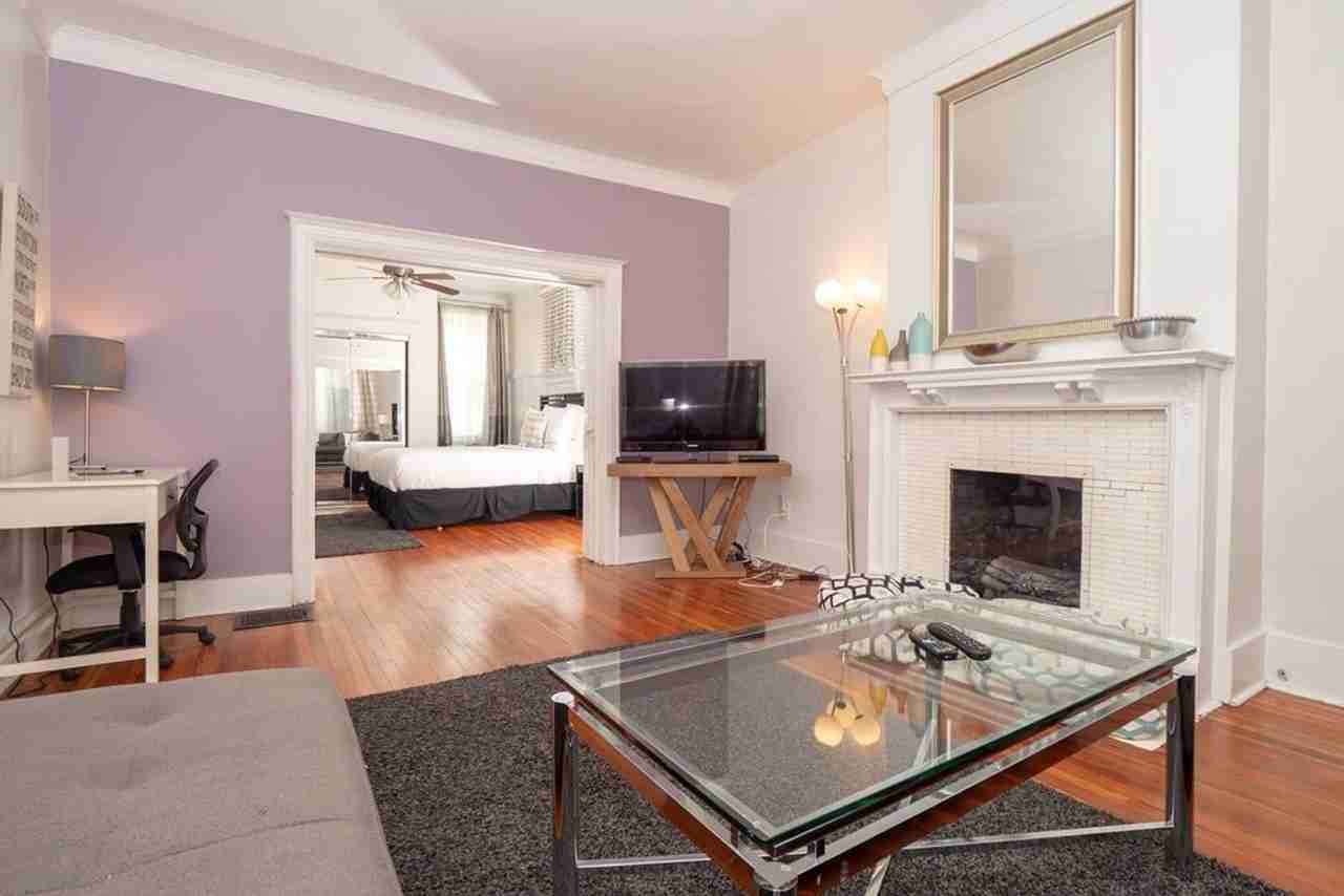 5506 Kentucky Avenue - Photo 2 of 13