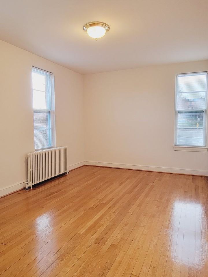 Wakefield Manor Apartments - Photo 7 of 22