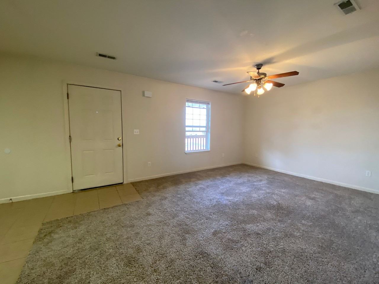 16857 Hunters Ridge - Photo 5 of 10