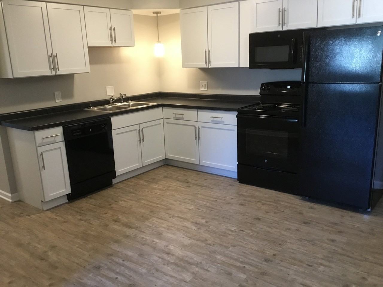 Geneva Estates - Photo 3 of 50