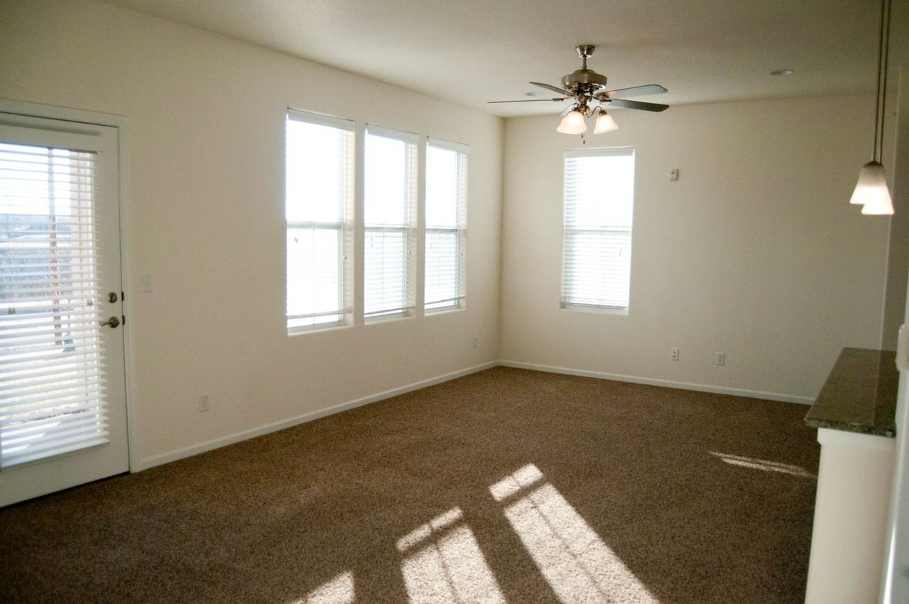 West Field Place - Photo 3 of 22