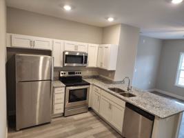 featured image of 2260 Hickory St