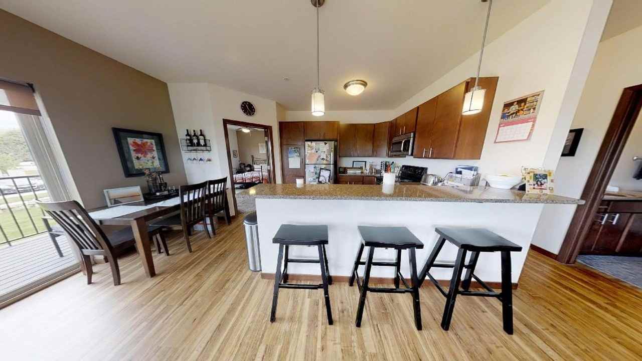 Humble Oaks - Photo 6 of 40