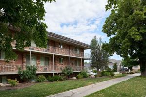 featured image of 1900 Douglas St