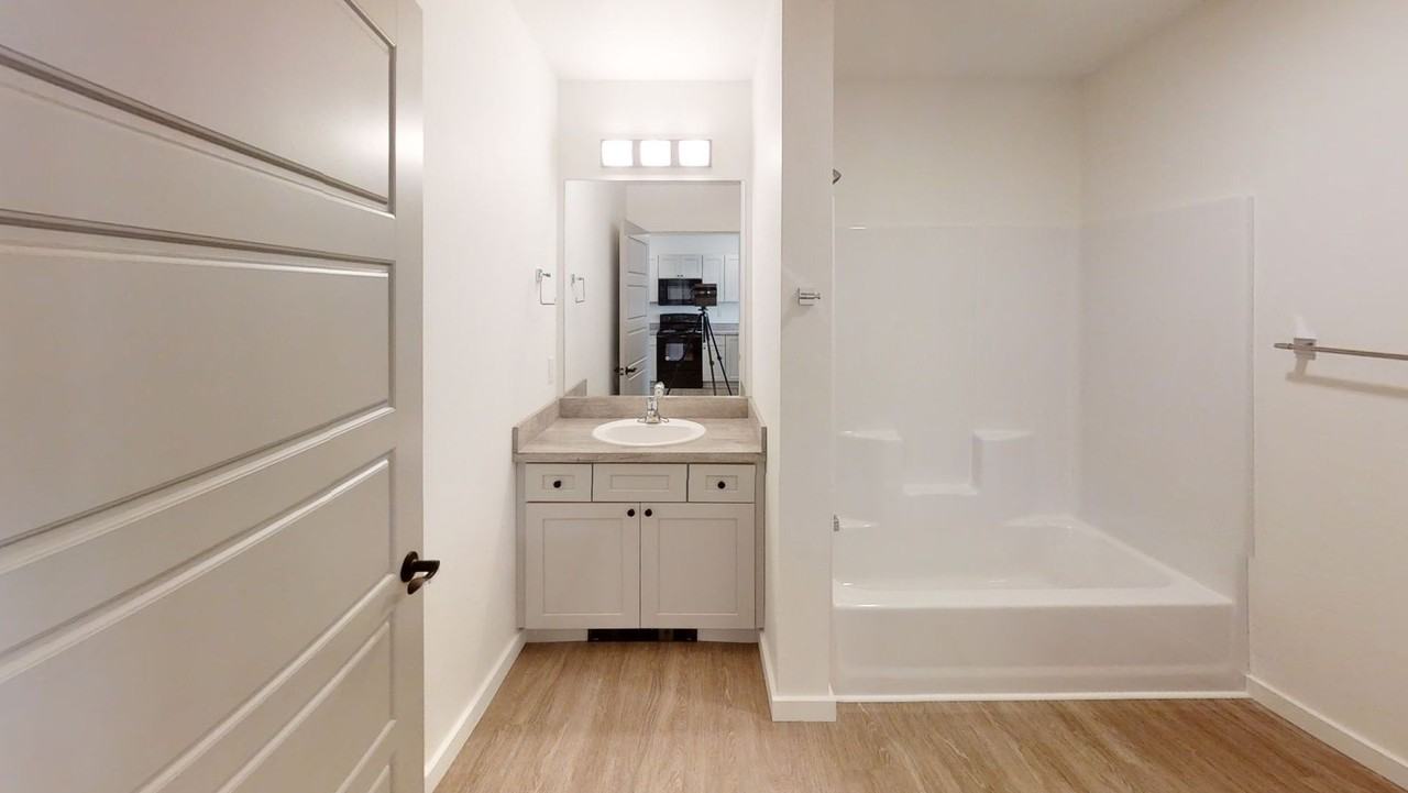 1629 Windrow Dr- Flanders Mill - Photo 6 of 8