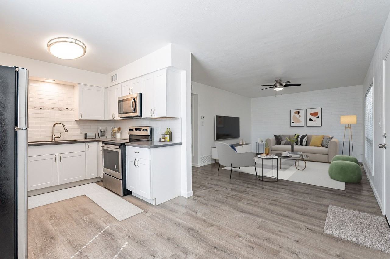 The Edge - Photo 2 of 22