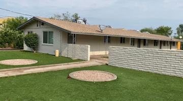 featured image of 2420 W Glenrosa Ave