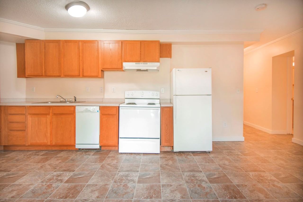 Excelsior Manor Apartments - Photo 4 of 50