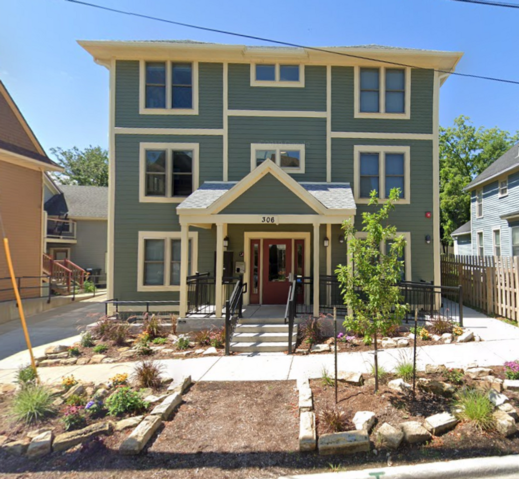 The Sophia - Photo 2 of 6