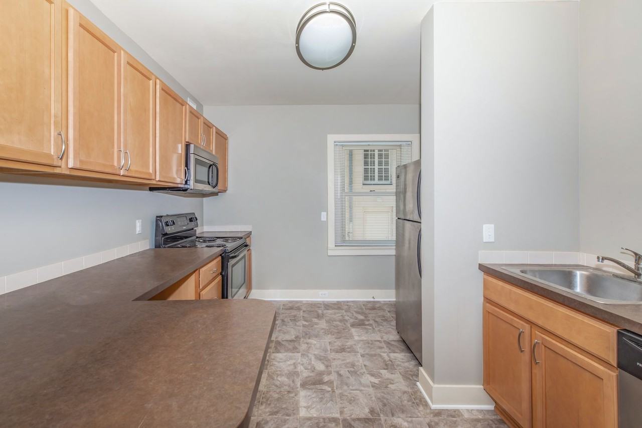 The Austin at Midtown - Photo 4 of 17